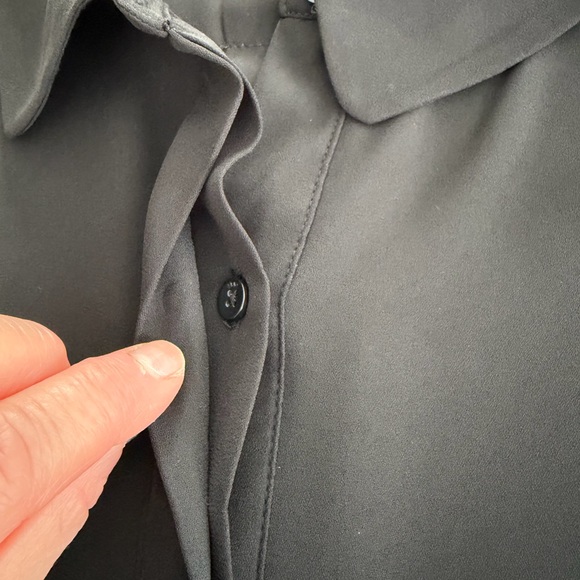 Women’s Black DKNY Short-Sleeve Button-Up Blouse. - Picture 7 of 7